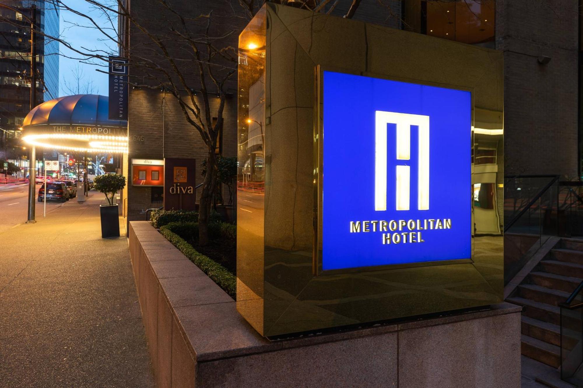 Metropolitan Hotel Βανκούβερ Εξωτερικό φωτογραφία